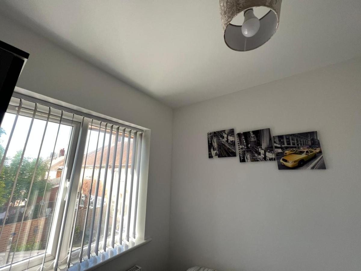 Cosy Home Near Nec, Bhx Bullring & Solihull Birmingham Extérieur photo